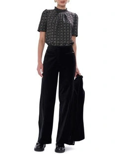 Nala Velvet Pant in Black