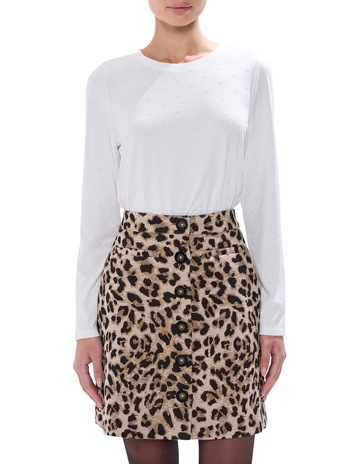 Ivory colour