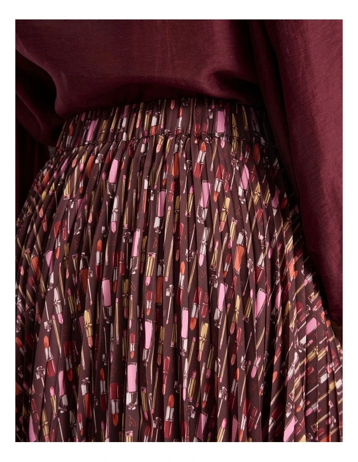 Our Lips Are Sealed Skirt in Red Multi image 3