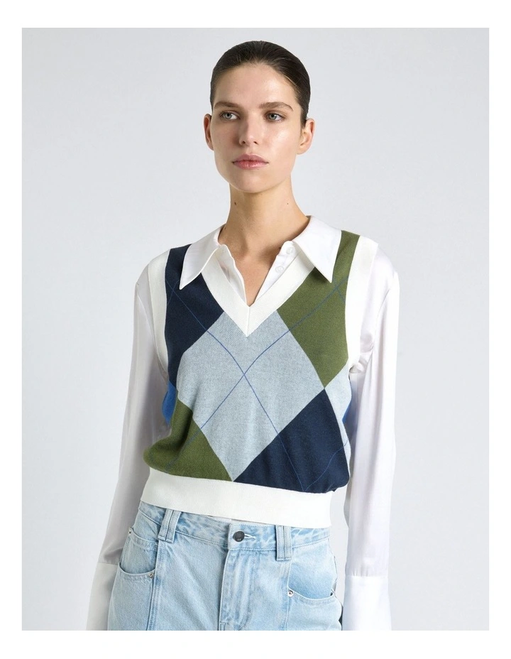 Argyle V-Neck Vest in Blue image 3