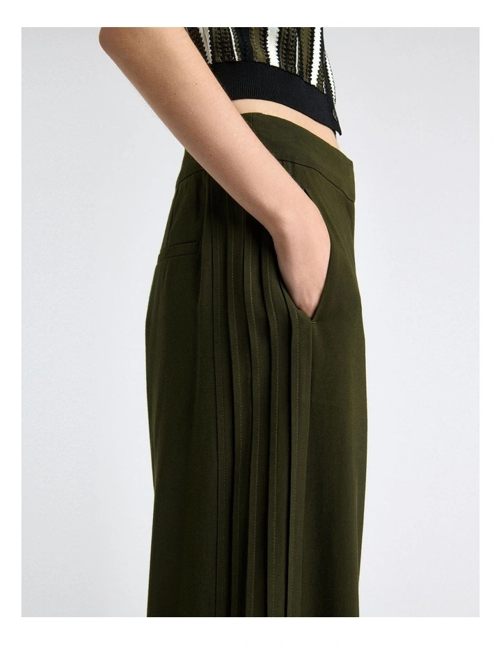 Viscose Twill Pin Tuck Wide Leg Pant in Green image 4