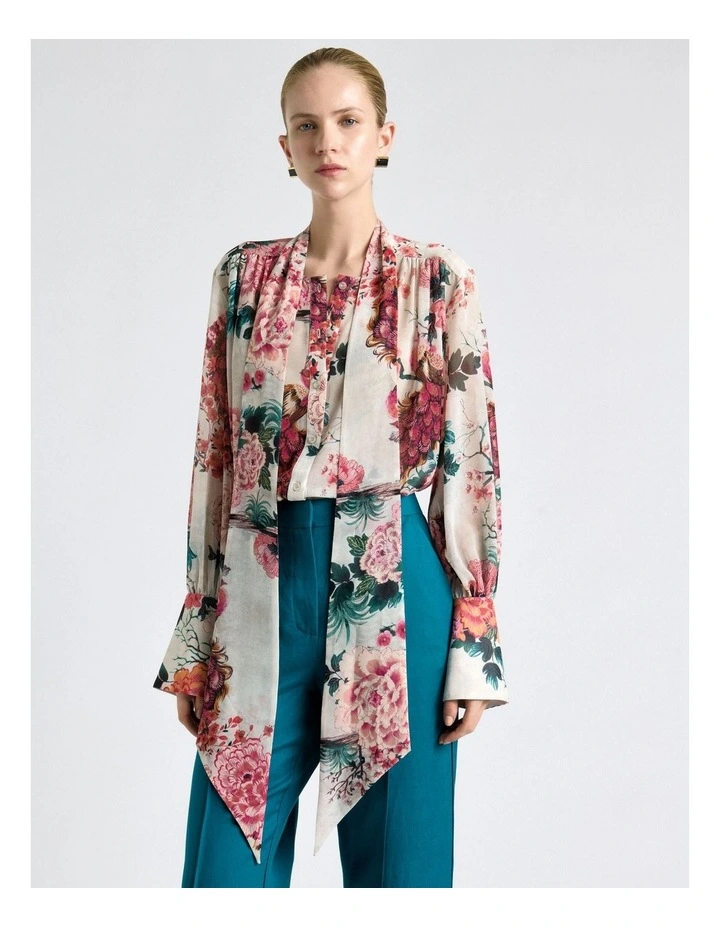 Peacock Garden Georgette Tie Neck Blouse in Cream image 3