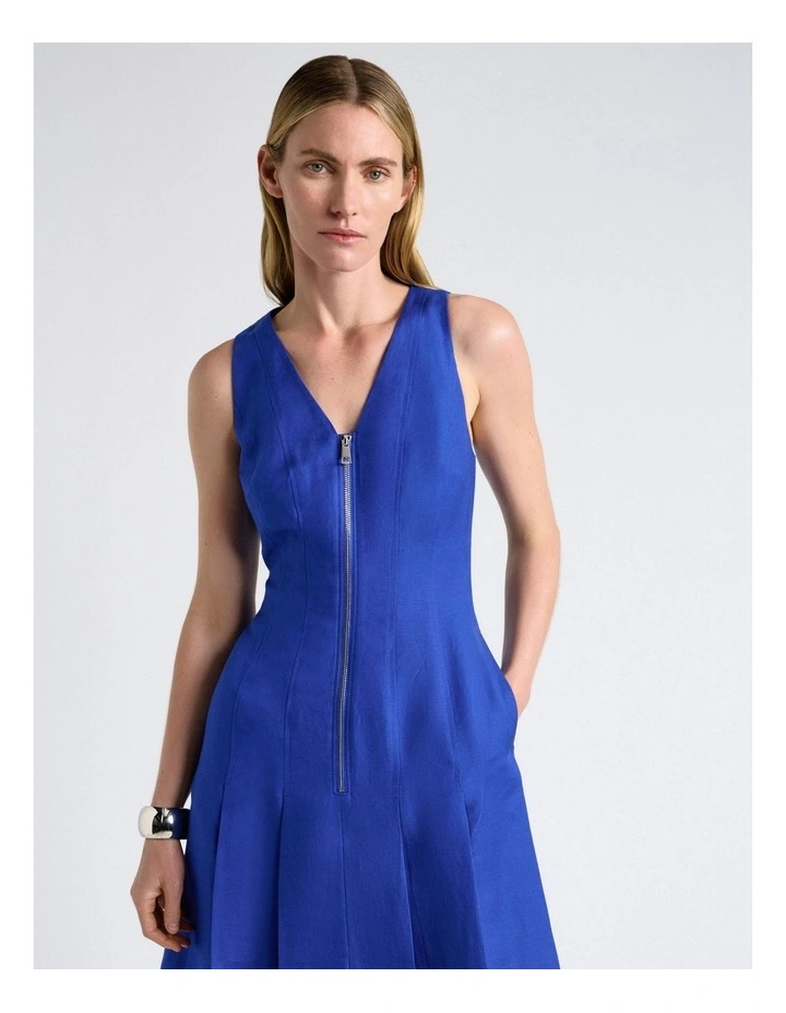 Linen Blend Zip Pleated Midi Dress in Cobalt image 3