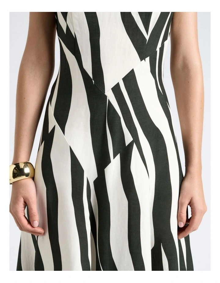 Broken Stripe Spliced Midi Dress in Green image 4