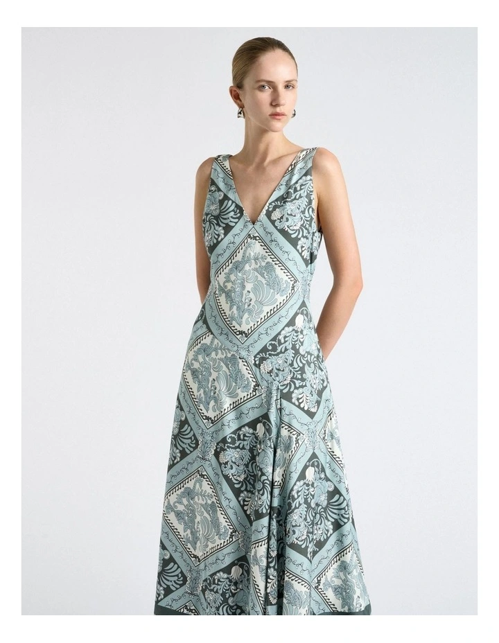 Ornate Tile V-Neck Midi Dress in Green image 3
