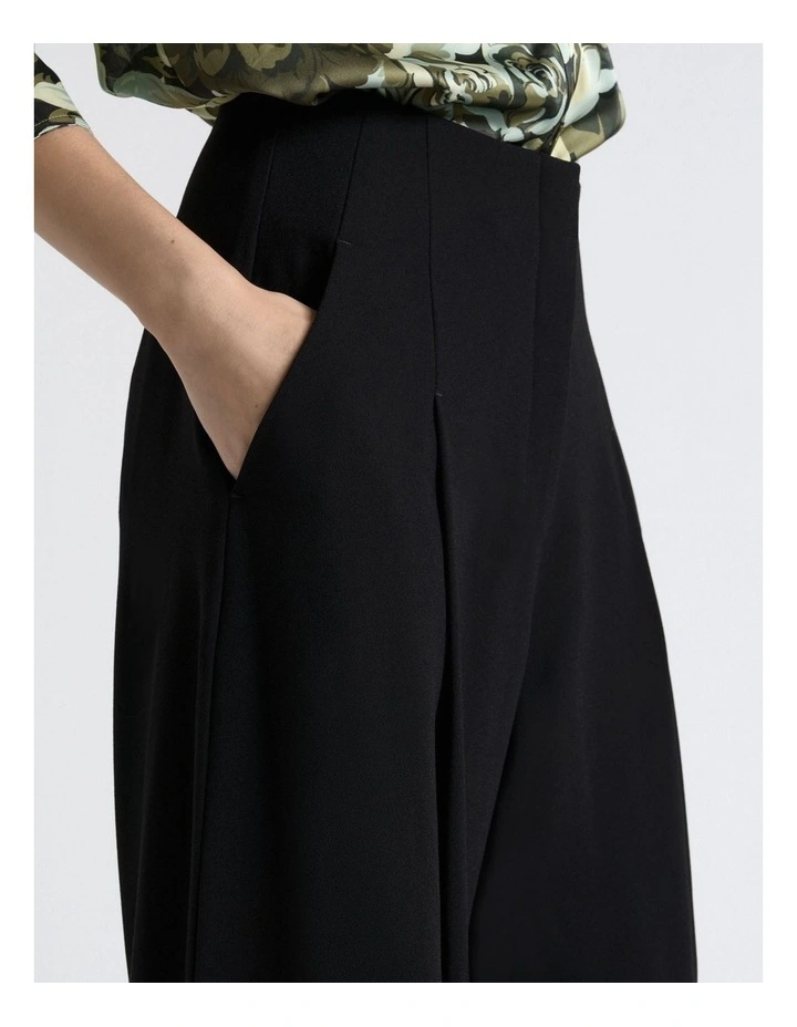 Crepe Wide Leg Pant in Black image 3