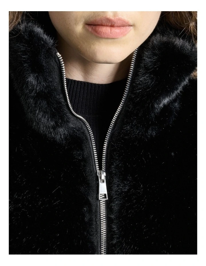 Faux Fur Cropped Jacket in Black image 3