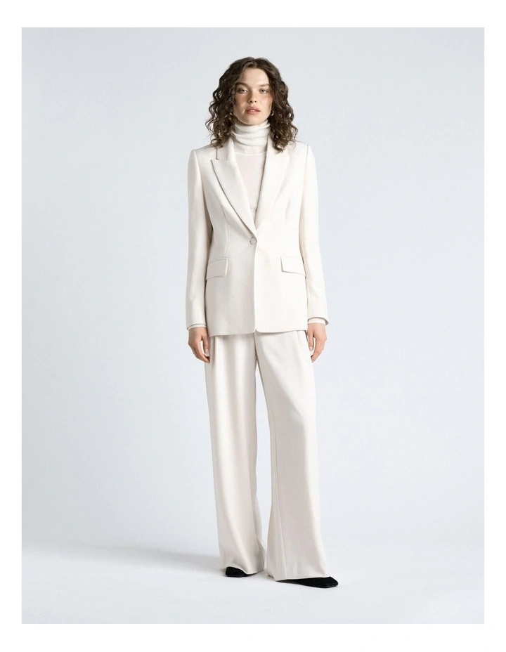 Crepe Boyfriend Blazer in Ivory image 4