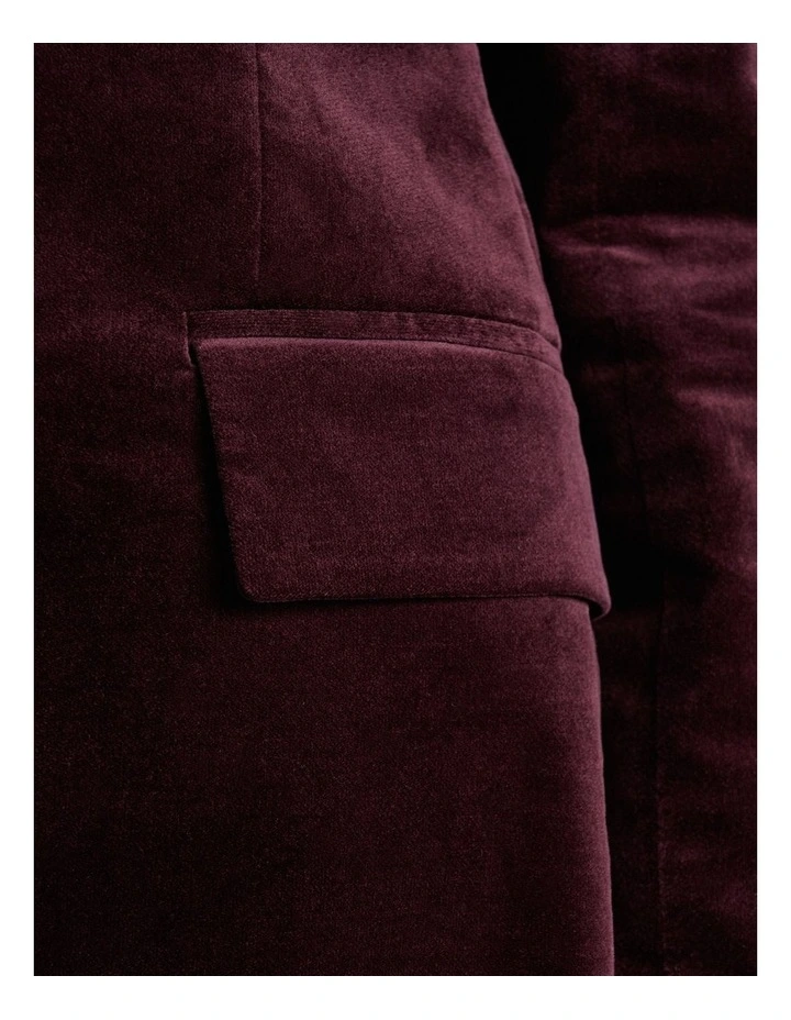 Stretch Velvet Hourglass Blazer in Merlot image 3