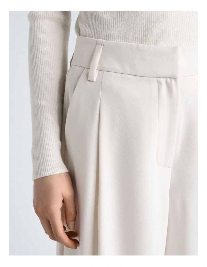 Crepe Pleat Wide Leg Pant in Ivory image 3