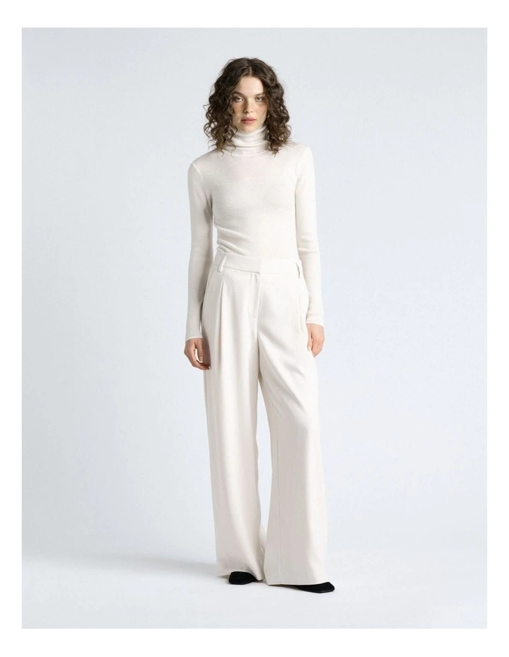 Crepe Pleat Wide Leg Pant in Ivory image 4