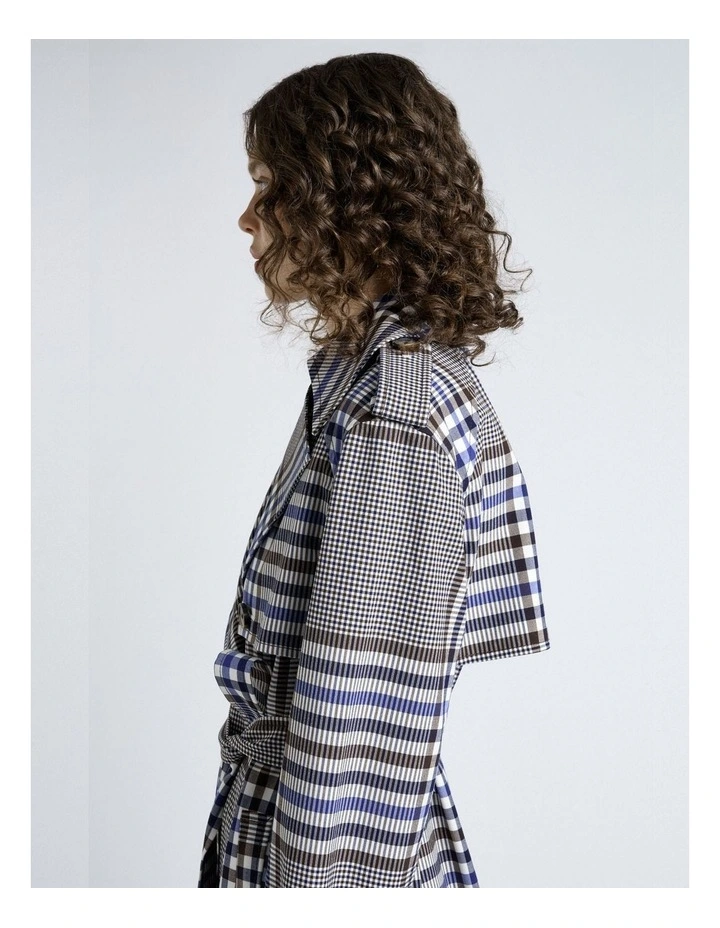 European Oversized Check Trench image 4