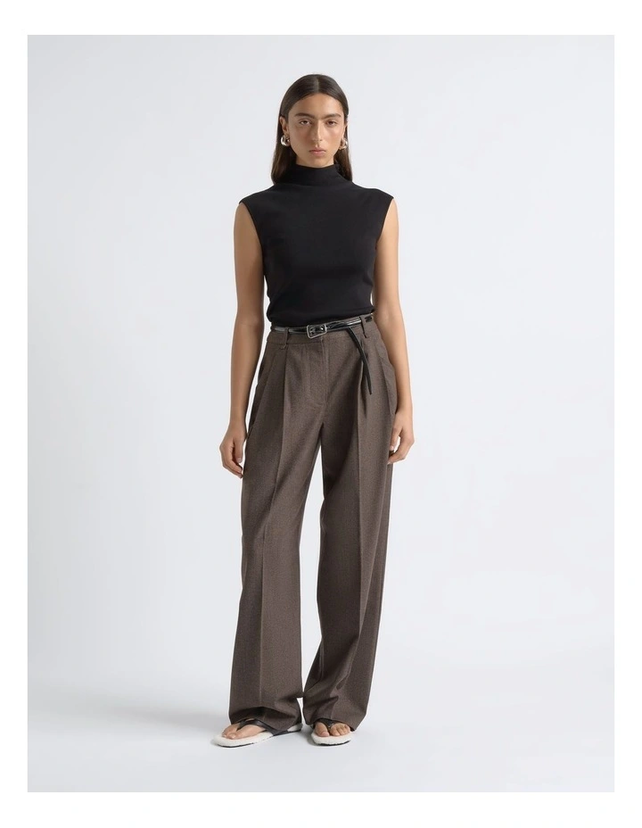 Double Pleat Pant image 4