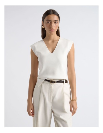 Cream colour