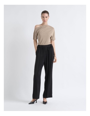 Taupe colour