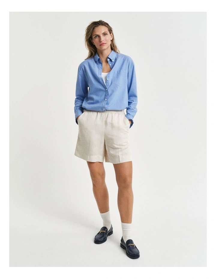 Relaxed Fit Linen Blend Pull On Shorts in Putty image 3