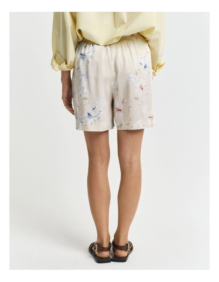 Relaxed Fit Floral Print Shorts in Putty image 2