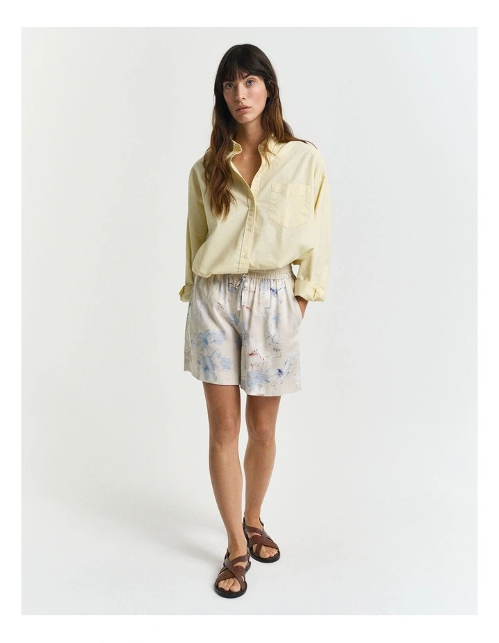 Relaxed Fit Floral Print Shorts in Putty image 3