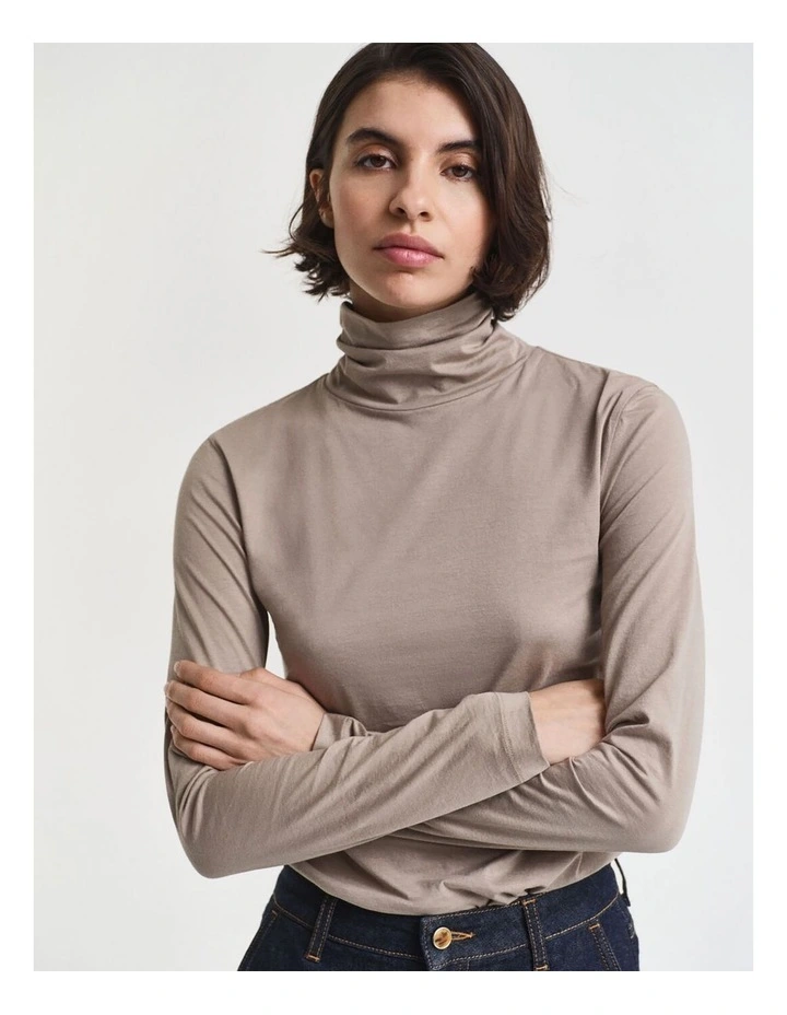 Lightweight Cotton Turtleneck Top in Taupe Beige image 4