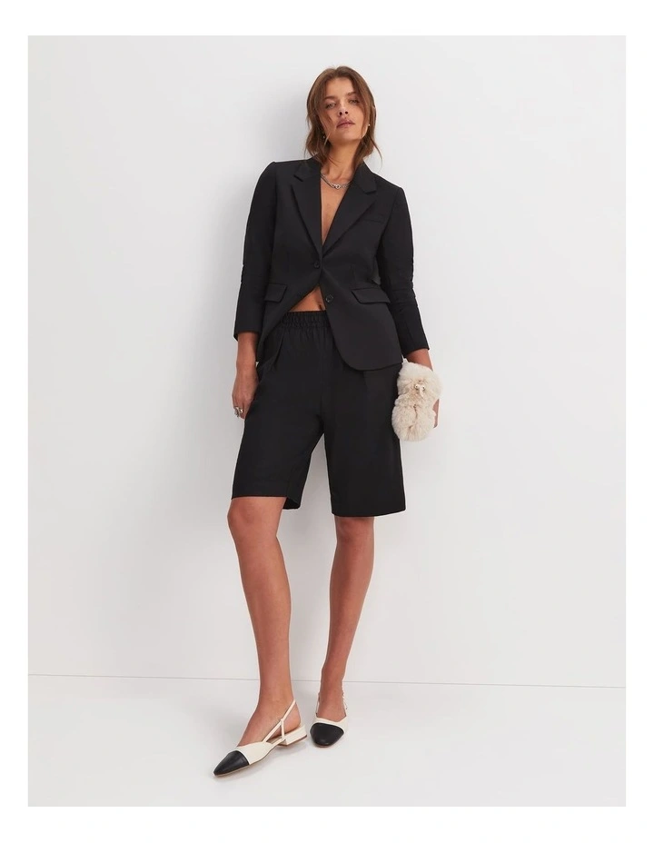Rosa Elasticated Short in Black image 3