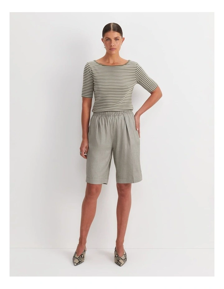 Rosa Elasticated Short in Green image 4