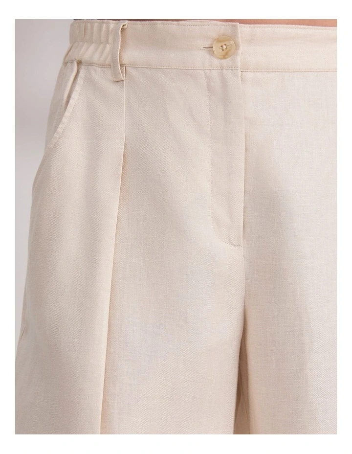 Jamie Barrel Linen Pant in Cream image 6