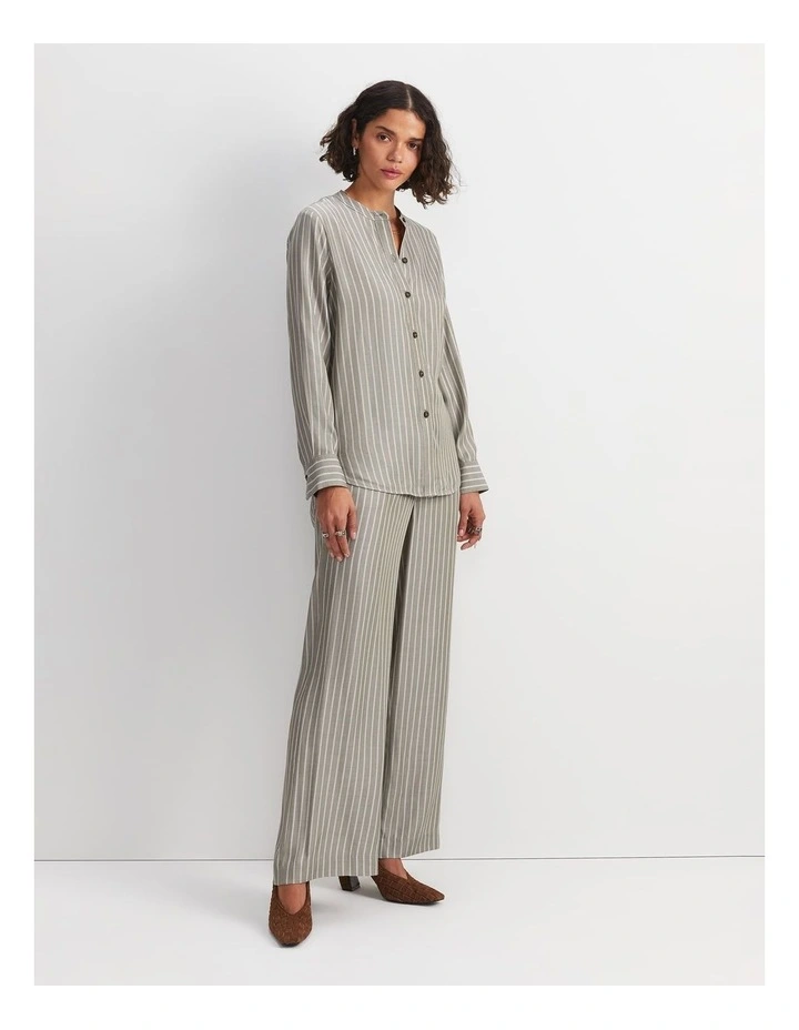 Solene Yarn-Dyed Shirt in Khaki/White image 2