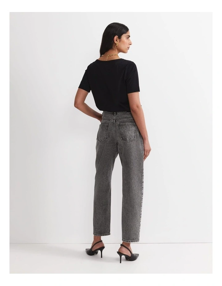 Pippa Barrel Jeans in Black image 2