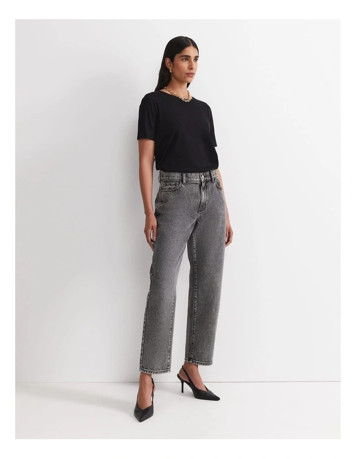 Pippa Barrel Jeans in Black image 4