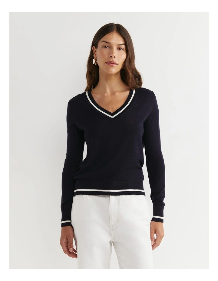 Francis Merino V-Neck Knit image 4