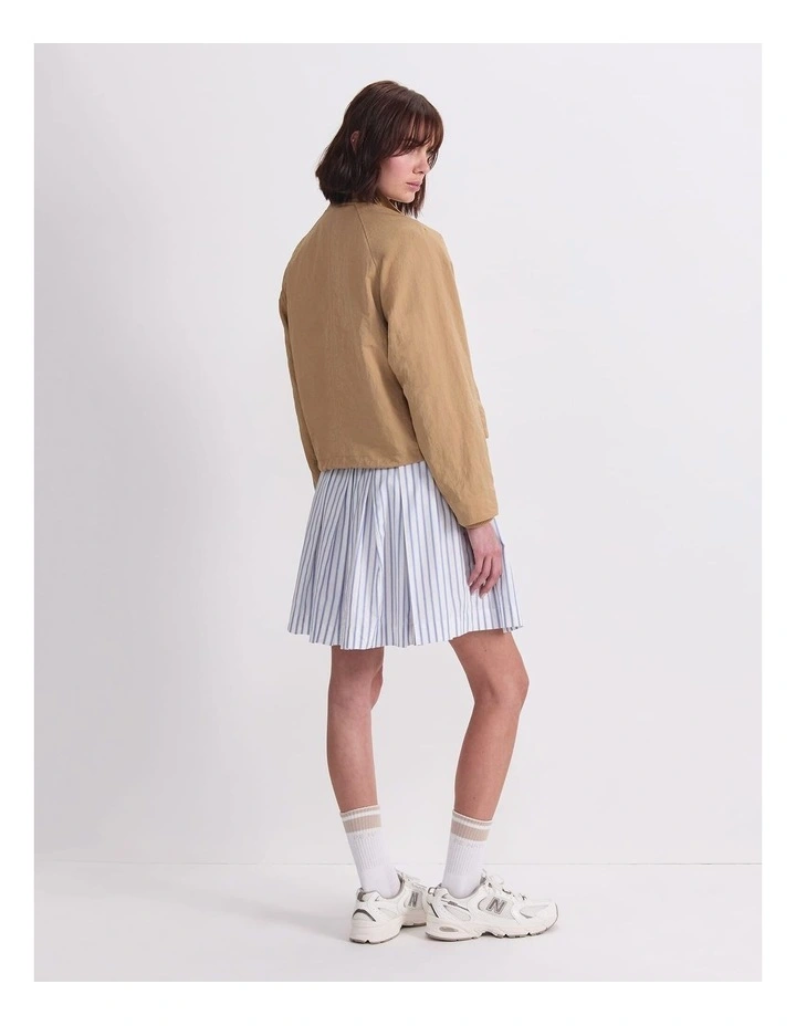 Tia Windcheater image 2