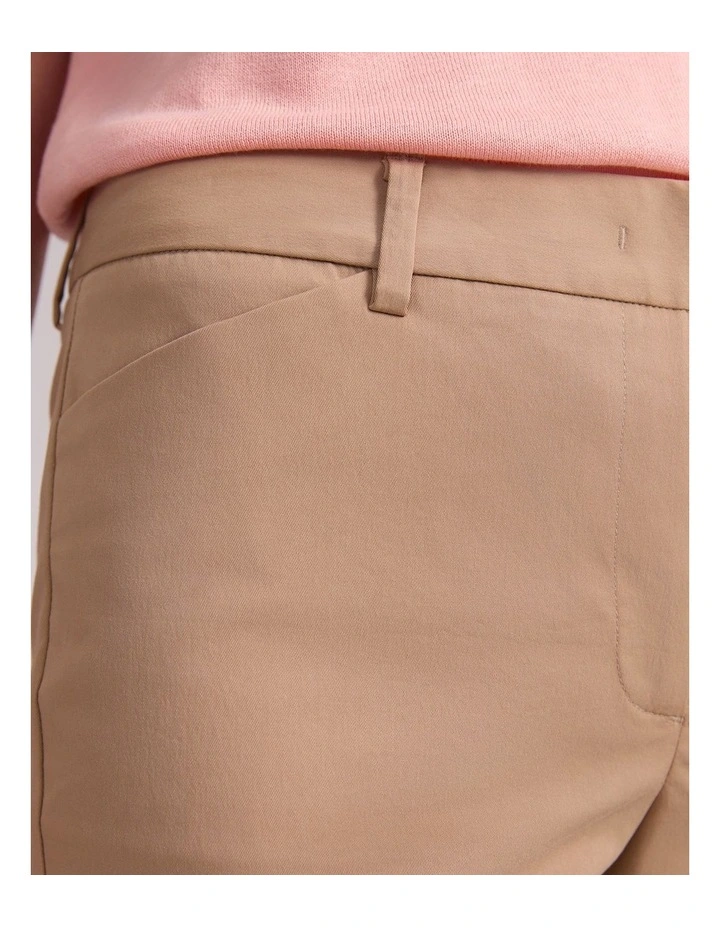 Evie Capri Pant in Brown image 7