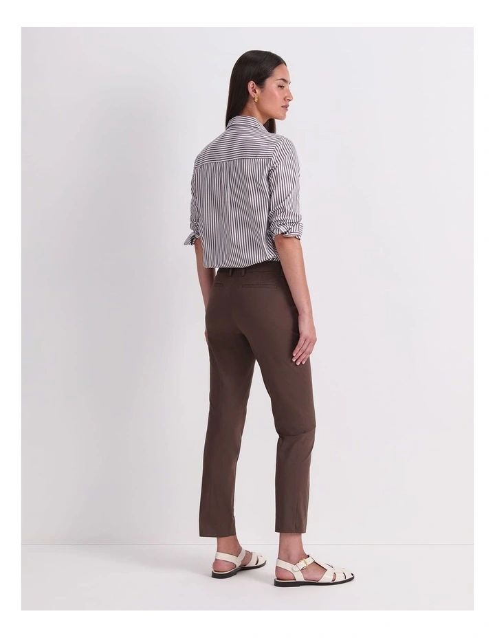 Evie Capri Pant in Brown image 2