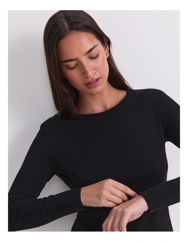 Heidi Long Sleeve Crew Neck T-shirt in Black image 6