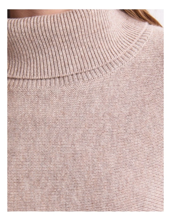 Sunshine Poncho in Beige image 7