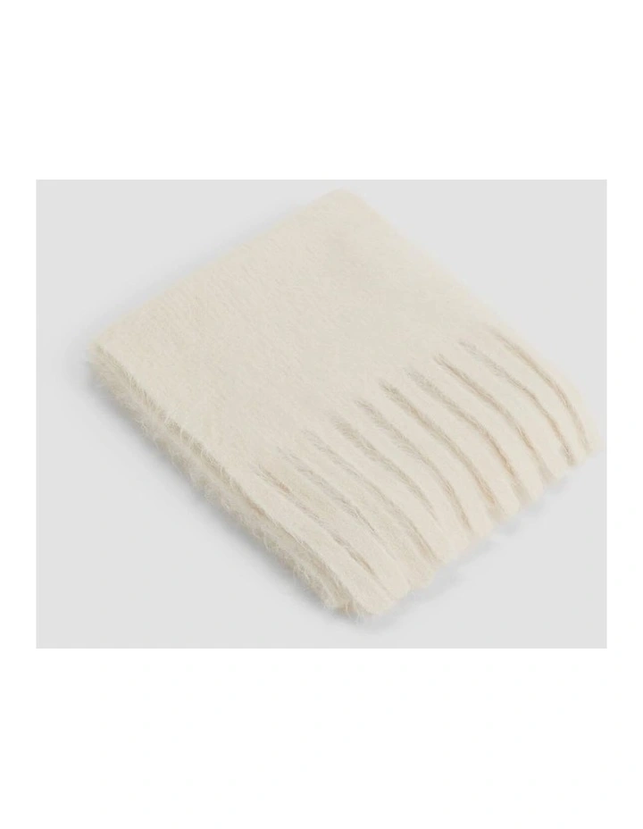 Alpaca Fringe Scarf in Cream image 3