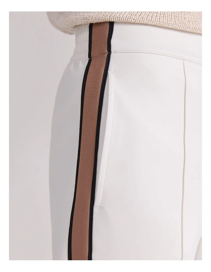 Lina Trackpant image 6