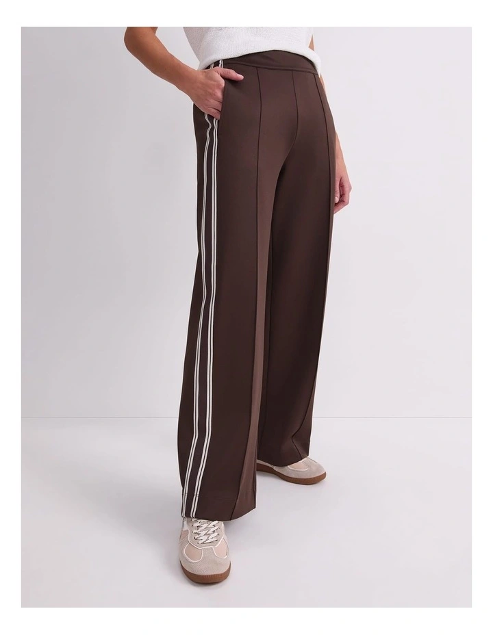Lina Trackpant image 1