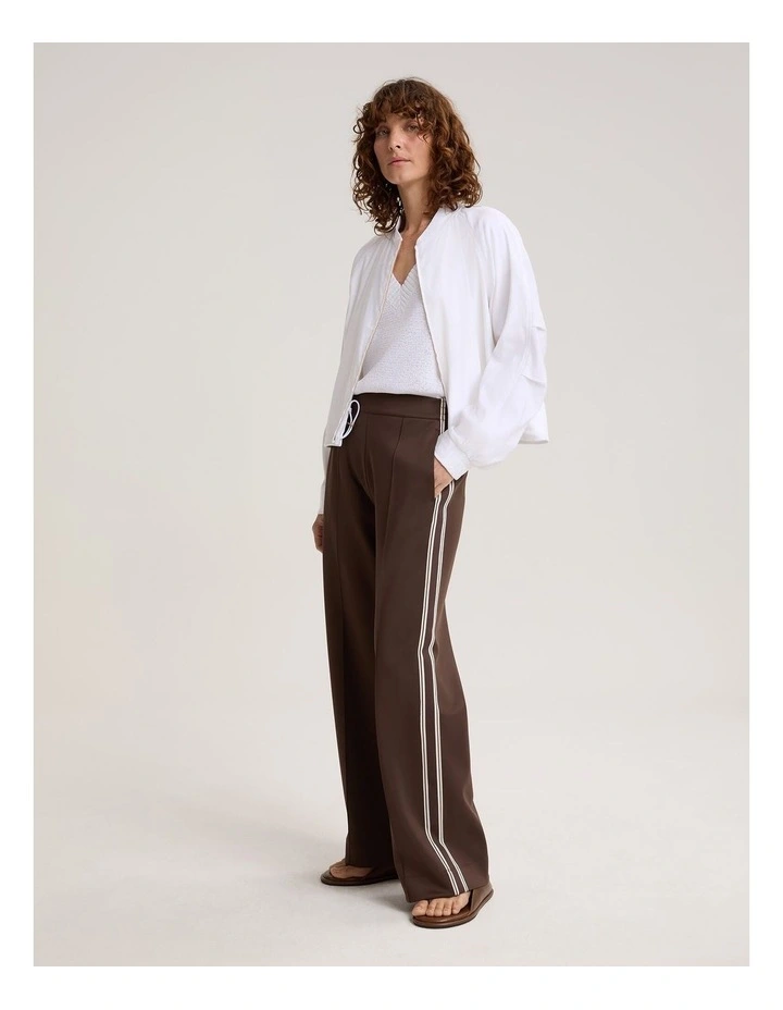 Lina Trackpant image 3