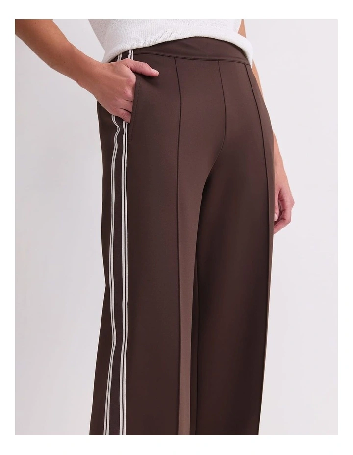 Lina Trackpant image 6