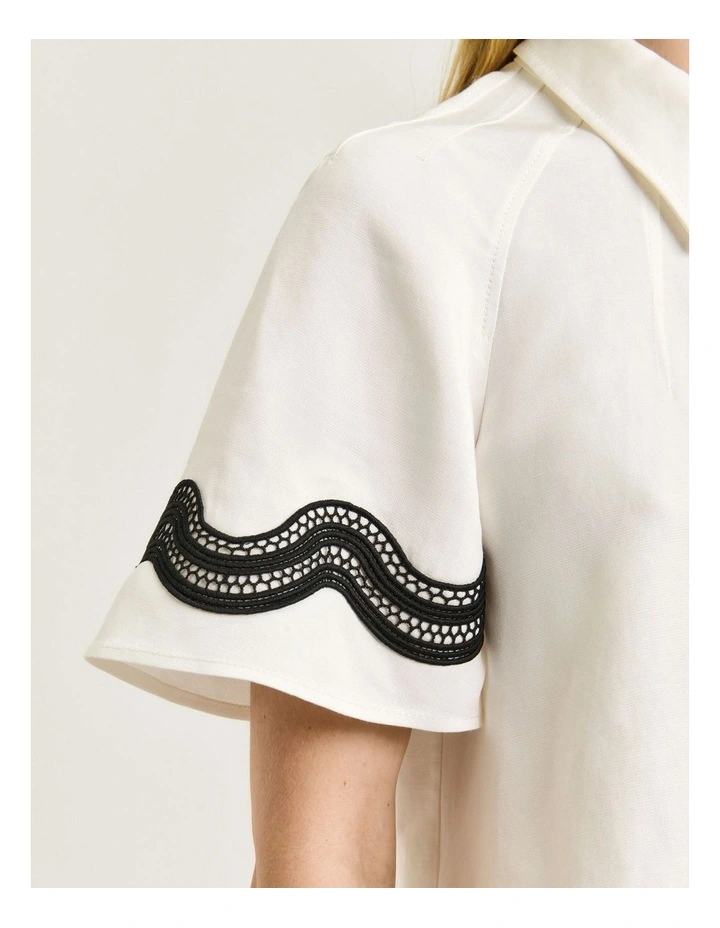 Viscose Linen Twill Shirt With Lace in Cream image 4