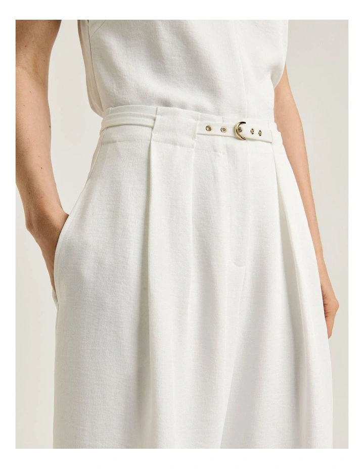 Textured Twill Pleat Tuck Pant in Cream image 4