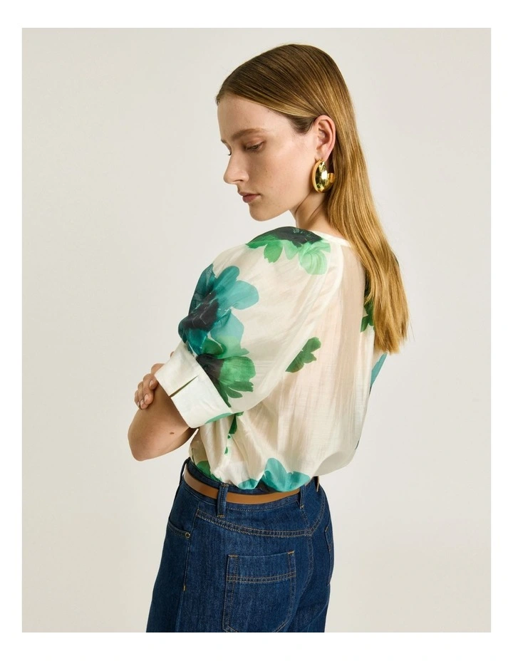 Poppy Raglan Shirt in Ivory Water image 4