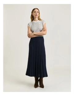 Matte And Shiny Pleat Knit Skirt in Ink