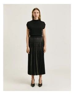 Matte & Shiny Pleat Knit Skirt in Black