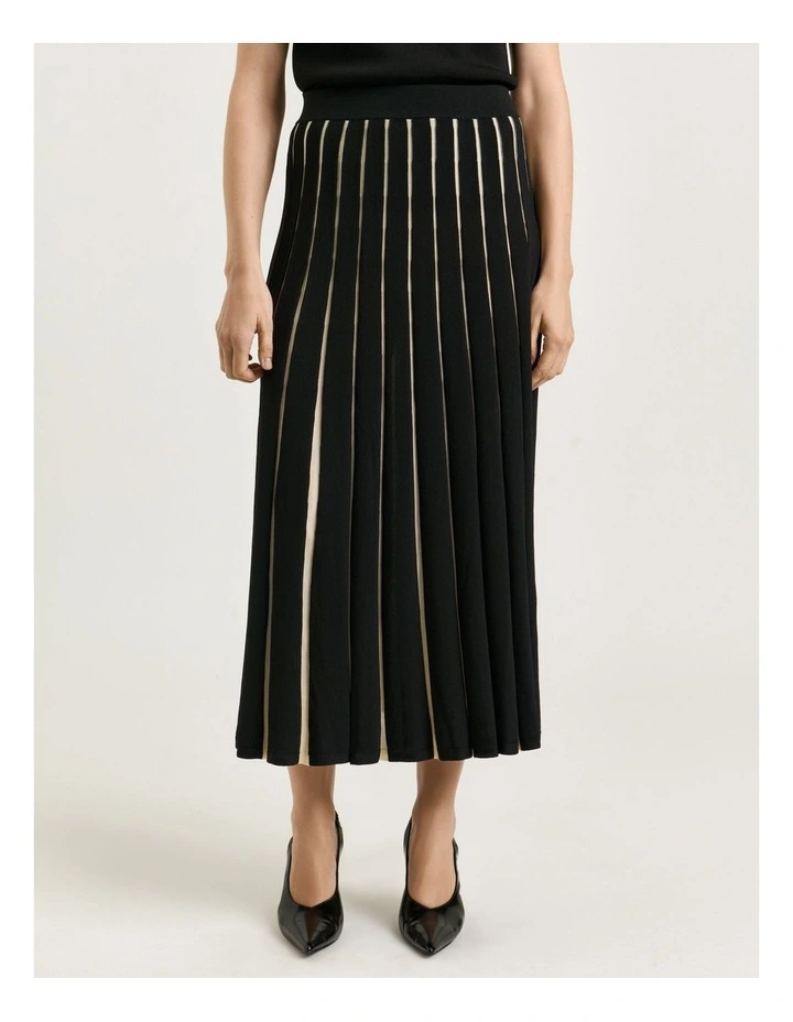 Matte & Shiny Pleat Knit Skirt in Black image 3