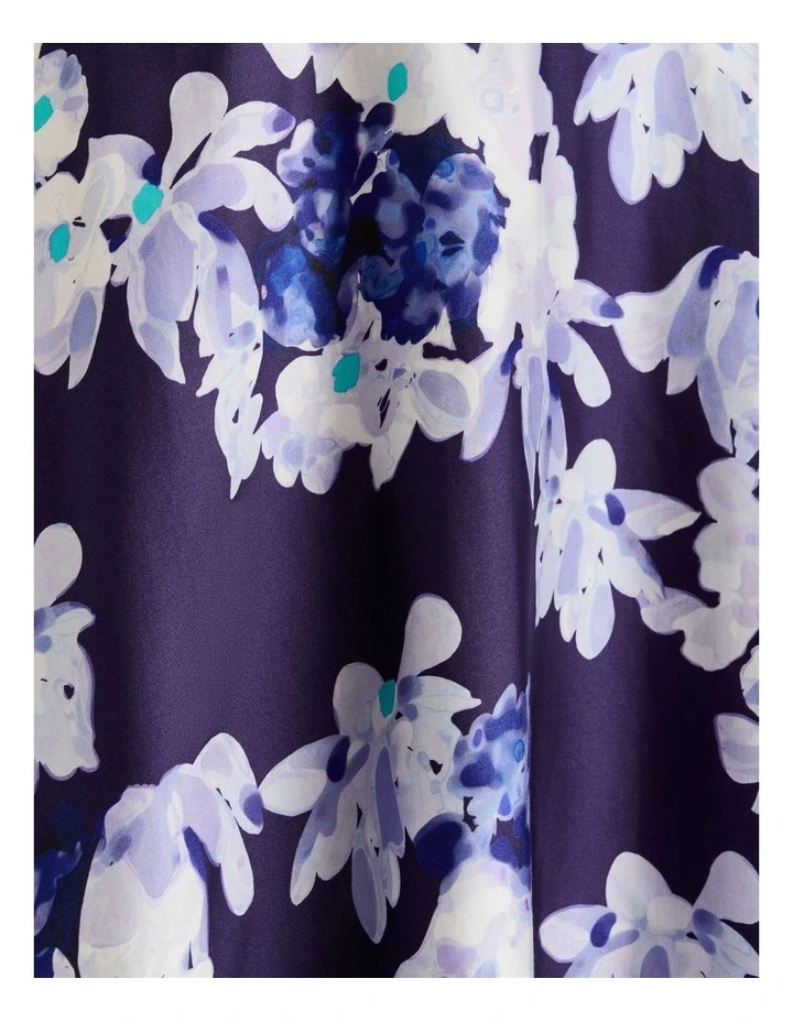 Midnight Climbing Vine Satin Midi Skirt in Blue image 4