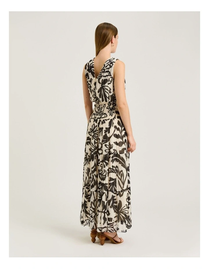 Filigree Print Crinkle Maxi Dress in Black image 2