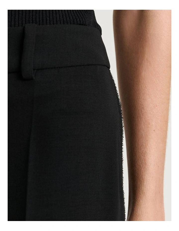 Double Weave Cropped Pant in Black image 3