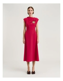 Stretch Crepe Flower Brooch Midi Dress in Pink